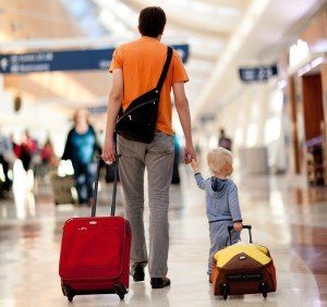 Как выбрать детский чемодан?