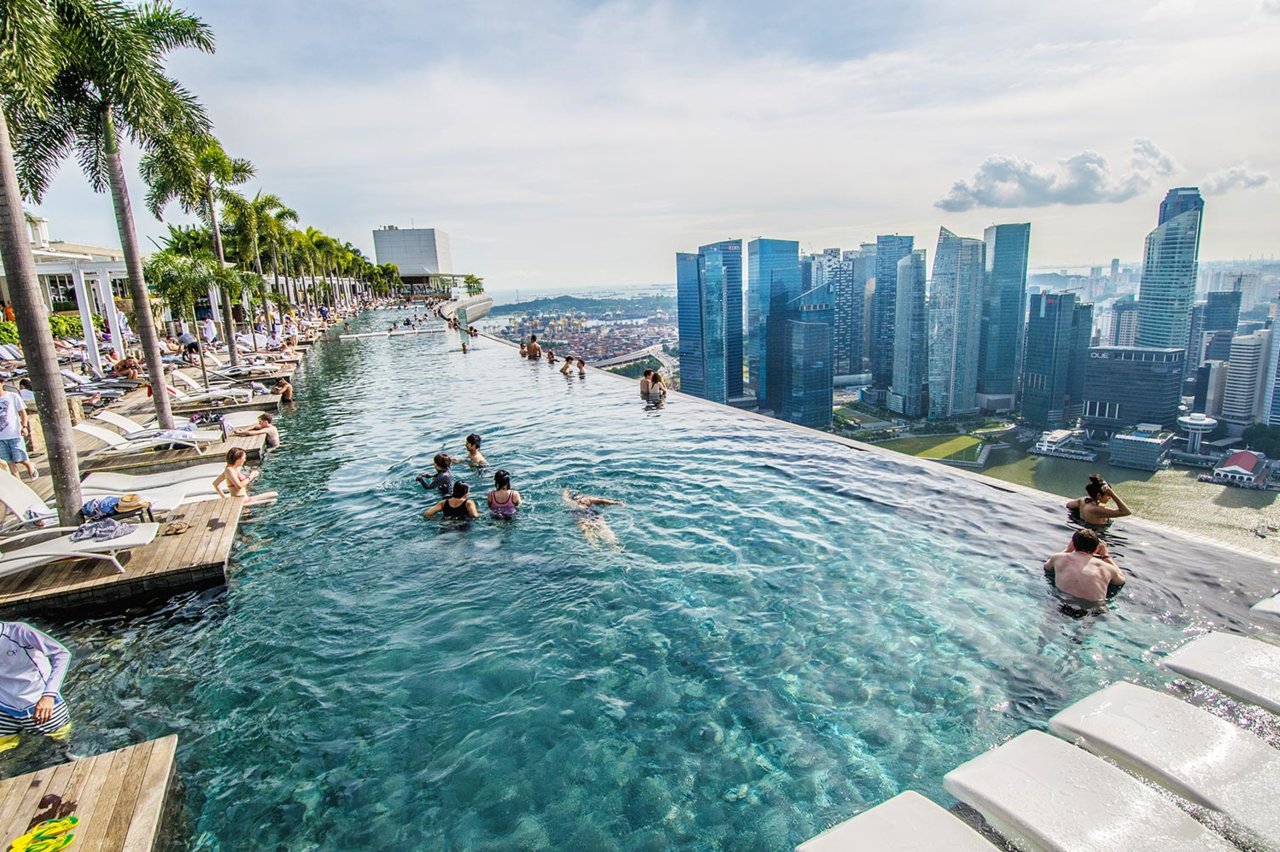 бассейн на крыше Marina Bay Sands Сингапур