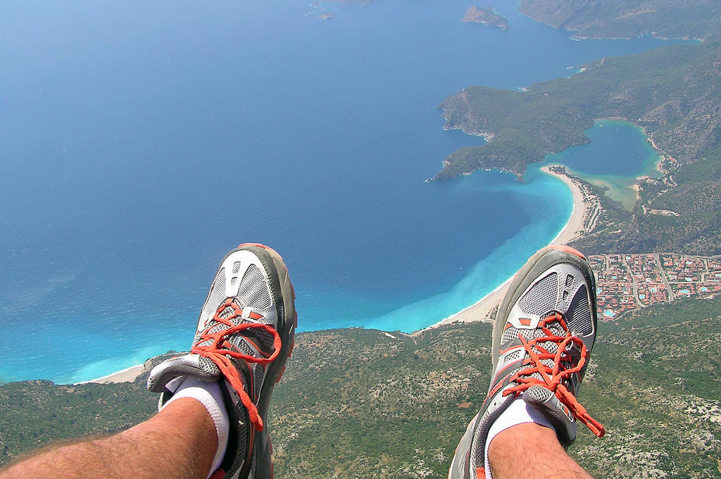 Paragliding-Oludeniz-Turkey-Paragliding-Feet