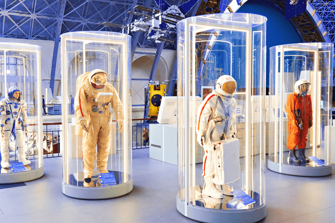 Экспонаты в музее космонавтики