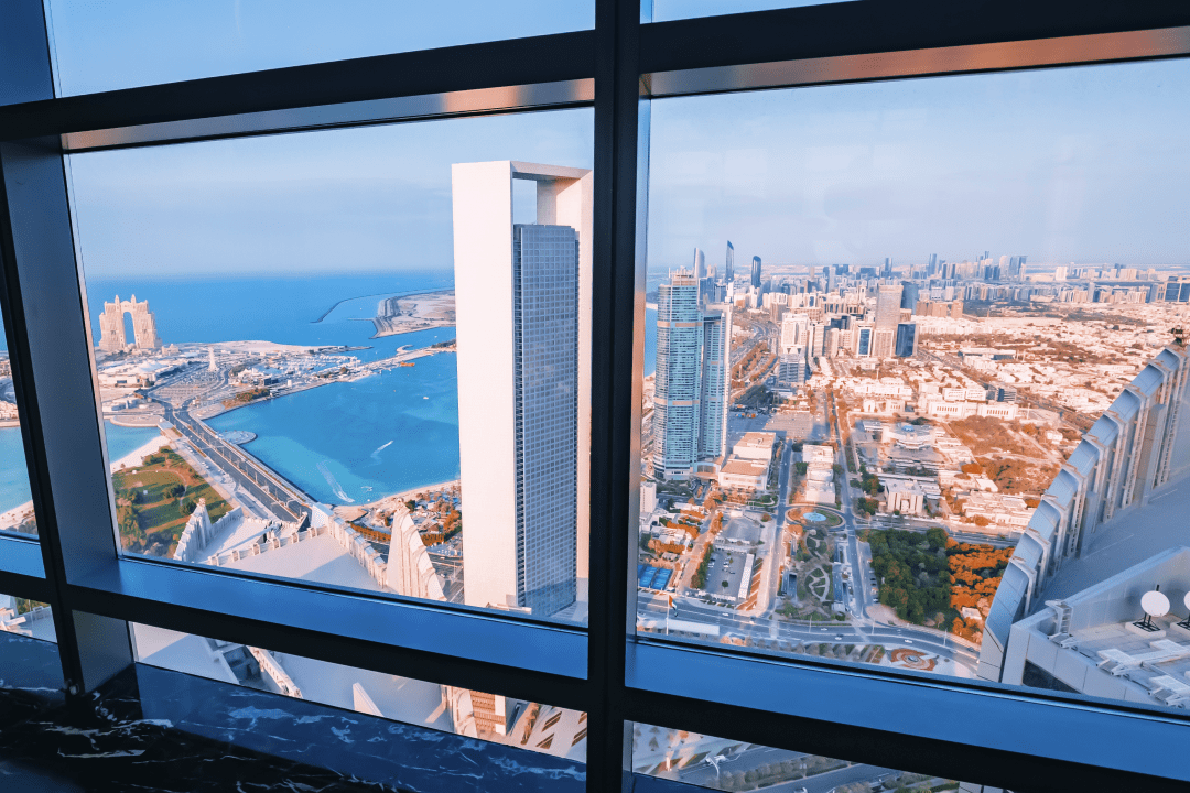 Вид со смотровой площадки Абу-Даби