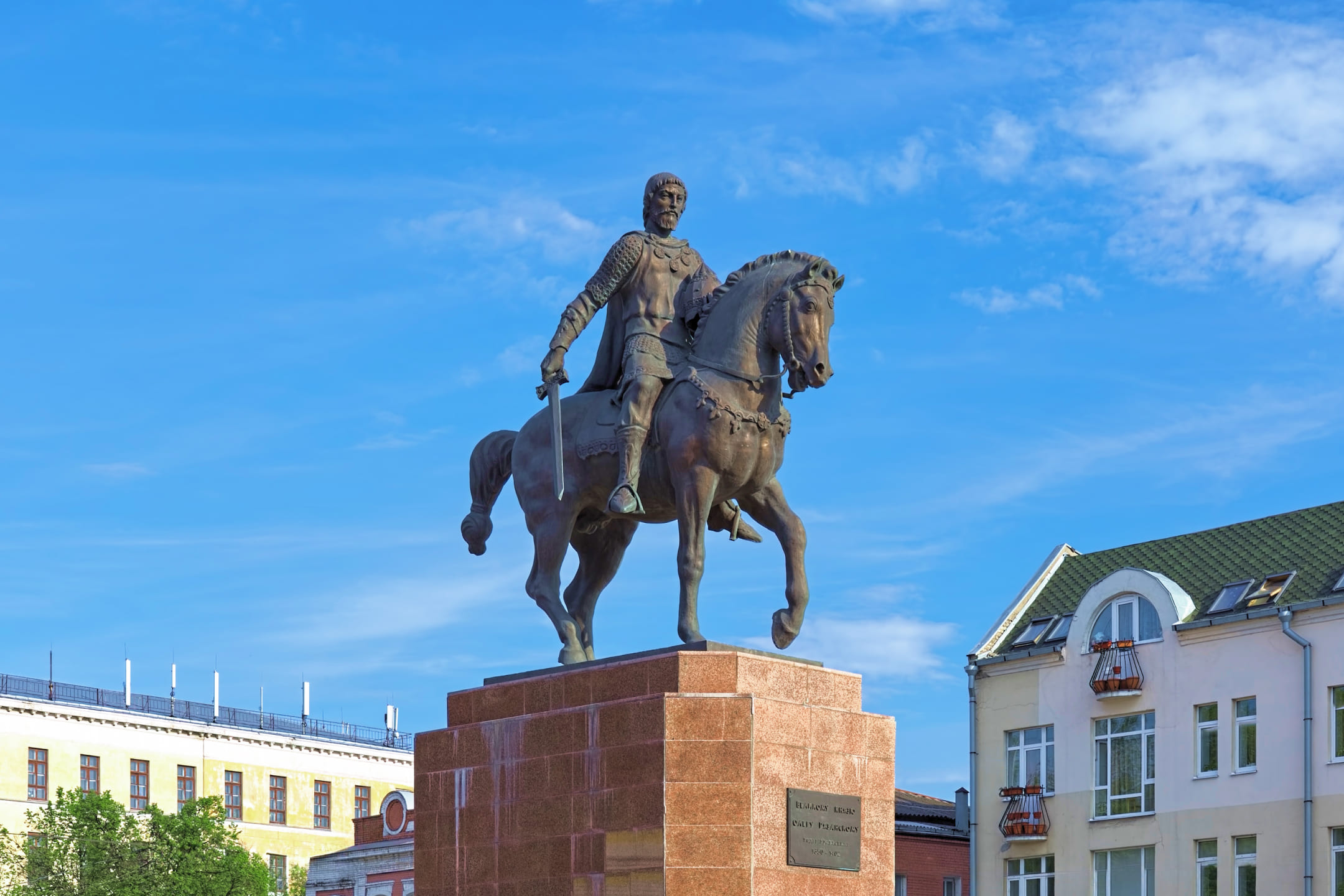 Памятник князю Олегу